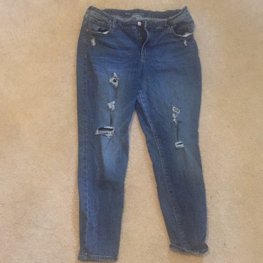 Distressed style rockstar jeans